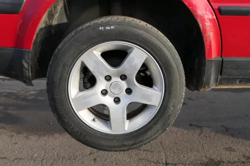 Audi A4 B5 A6 4B Alufelgen 205/60 R15 7jx15H2 ET35 Felgen KBA 43654 Melber (152402)