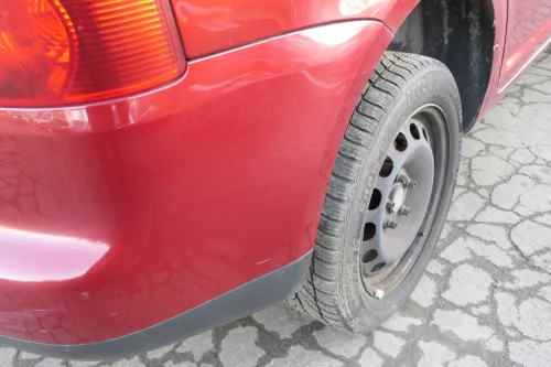 VW Touran 1T Stoßstange hinten Heckstoßstange Stoßfänger rot braun LA3W red spic (152446)