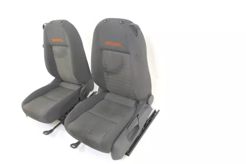 VW Caddy 3 2k Sitz Fahrersitz vorne links  rechts Beifahrersitz beide Sitze Goal (152611)