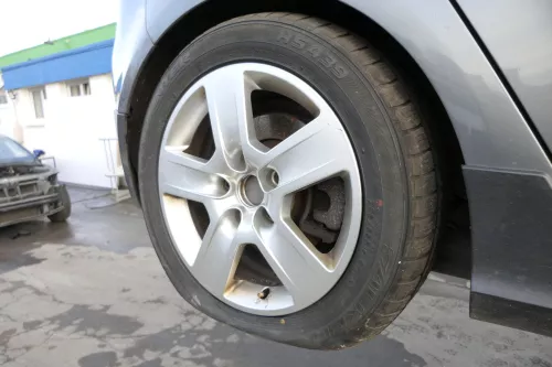 Audi A4 8E A6 4B Alufelgen Felgen 205/55 R16 91H Reifen wechseln 8E0601025BC (152679)