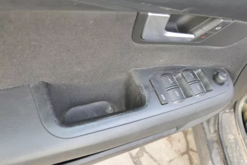 4x Audi A4 8E B6 Türverkleidung Verkleidung Tür vorne + hinten schwarz soul (152726)