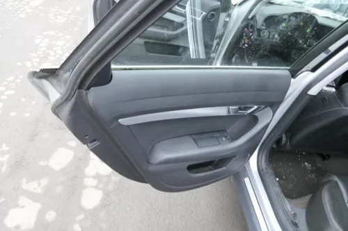 4x Audi A6 4F Türverkleidung Verkleidung Tür vorne hinten Kunst Leder Allroad (152959)