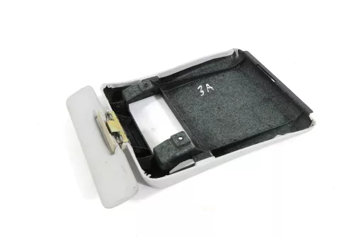 VW Passat 3A Innenraumleuchte Leuchte innen Leselampe grau Abdeckung 3A0877847 (153078)