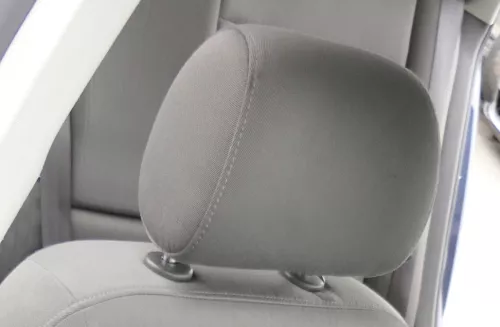 Audi A4 B5 A6 4B Kopfstütze hinten rechts oder links grau dunkelgrau swing (153950)