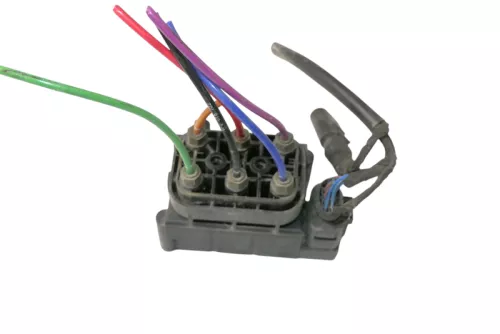 Audi A6 4F Magnetventil Ventileinheit Luftfahrwerk 4F0616013 Allroad (153976)