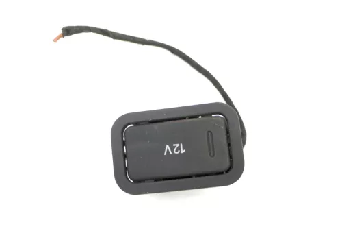 Audi A6 4B VW 12 Volt V Anschluß 4B0925071A VW AUDI Wohnwagen Strom