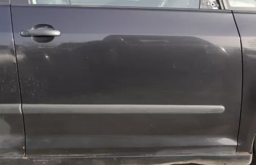 VW Golf Plus 5M Tür vorne rechts Beifahrertür schwarz LC9Z blackmag nur Türblatt