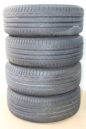 Audi A4 B5 A6 4B Passat 3B 3BG Felgen Reifen Sommerreifen 195/65 R15 91V 3-5mm (155290)