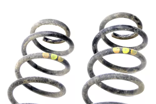 VW Polo 9N 9N3 Fox Feder Federn hinten links und rechts 6Q0511115K (155333)