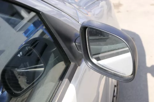 Skoda Fabia 6Y mechanischer Spiegel Außenspiegel rechts schwarz Glas (155357)