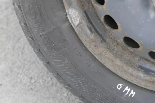 4x VW Golf 6 Plus 5M 195/65 R15 91T Winterreifen M+S Felgen Reifen M&S 4-6mm (155522)