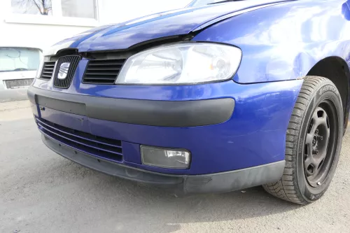 Seat Ibiza 6K Stoßstange Frontstoßstange vorne blau LS5N Facelift ab1999 Grill (155555)