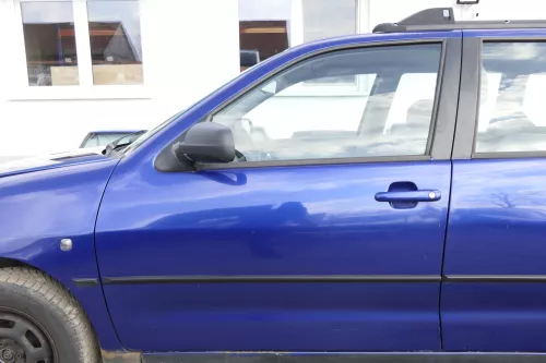 VW Polo Variant Kombi 6Kv oder Caddy 9Kv Tür vorne links blau LS5N