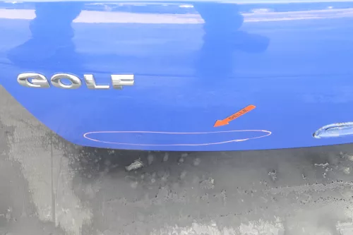 VW Golf 4 Limousine Heckklappe Kofferraumklappe Klappe hinten blau LW5Z - Delle (155572)