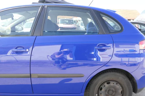Seat Ibiza 6L Tür 4/5-Türer hinten links blau LS5G surfblue ohne Anbauteile