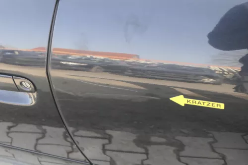 Audi A6 4B C5 Tür Türblatt hinten links schwarz LZ9W mit Rahmen (155737)