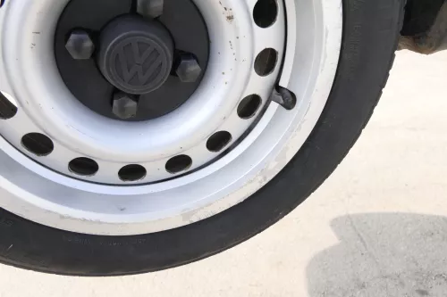 VW Golf 3 Felgen Reifen 185/60 R14 82T Winterreifen 6jx14H2 ET43 ca. 5-8mm M&S (155762)