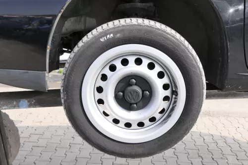 VW Golf 3 Felgen Reifen 185/60 R14 82T Winterreifen 6jx14H2 ET43 ca. 5-8mm M&S (155762)