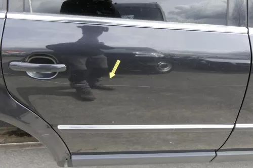 VW Passat 3B 3BG Limousine Tür hinten rechts schwarz LC9Z chrom ohne Anbauteile (155870)