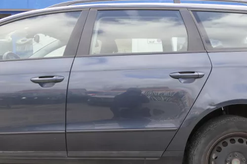 VW Passat 3C Kombi Variant Tür hinten links blau grau blue LC5F ohne Anbauteile
