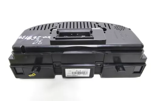 VW Passat 3C Tacho Tachometer 269.000km 3C0920871E Diesel TDI Kombiinstrument (155995)