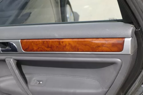 VW Touareg 7L Aschenbecher Mitteltunnel Tunnel Holz Dekor Wurzelnuss Abdeckung T (156036)