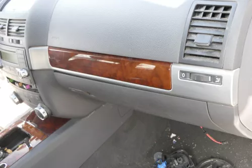 VW Touareg 7L Aschenbecher Mitteltunnel Tunnel Holz Dekor Wurzelnuss Abdeckung T (156036)