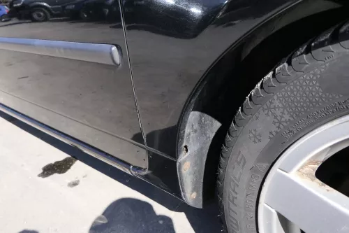 VW Lupo Kotflügel vorne rechts schwarz L041 uni (156281)