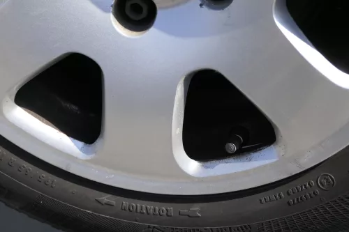 Audi A4 8E A6 4B Alufelgen 195/65 R15 91T Winterreifen Reifen 2-5mm 8E0601025 (156358)