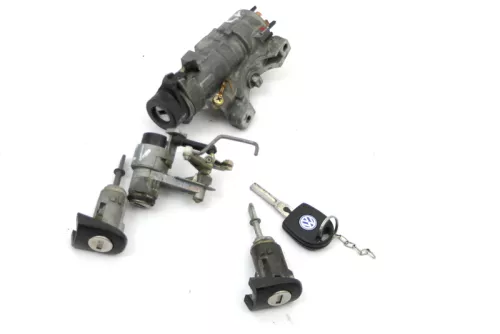 VW Golf 4 Lim Schloßsystem 2x Türschloß 1x Schlüssel Schloß Zündschloß Hecksch M