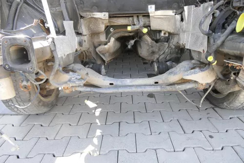 VW Passat 3B 3BG A4 A6 Achse vorne Vorderachse Aggregateträger 2,5 TDI FAU FAP