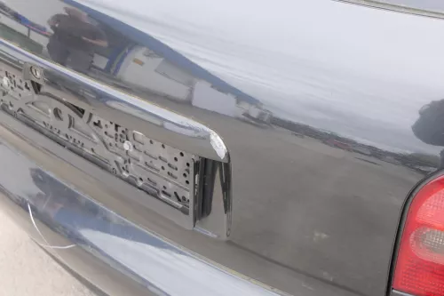 Audi A3 8L A4 Avant Griff Heckklappe Heckklappengriff bis caBj1999 schwarz LZ9U (156914)