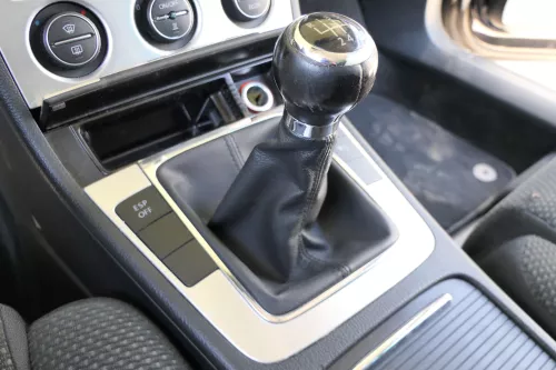 VW Passat 3C Mittelkonsole Verkleidung um Radio Klappe Abdeckung Dekor chrom alu (157027)