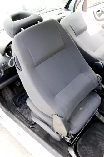 Seat Arosa Lupo Sitz vorne links Fahrersitz Höhenverstellung dunkel RAVE (157055)