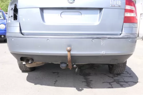 Skoda Octavia 1Z Combi Stoßstange hinten Heckstoßstange grau silber LF7U PDC