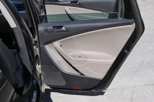 VW Passat 3C Variant 4x Türverkleidung Verkleidung Tür Leder latte macchiato (157089)