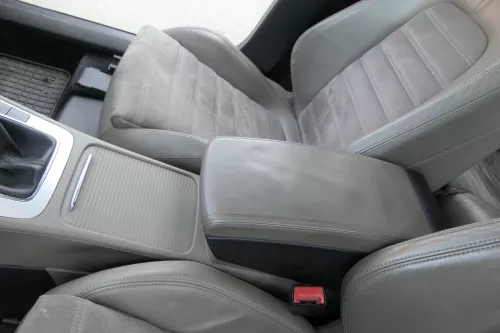 VW Passat 3C Mittelarmlehne Armlehne Fach Deckel Leder braun latte mac