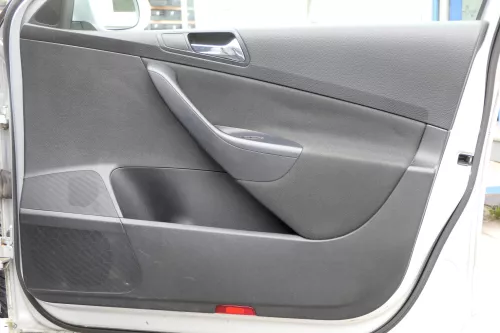 VW Passat 3C Variant 1x Türverkleidung Verkleidung Tür vorne rechts Beifahrertür