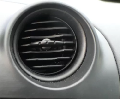 Seat Ibiza 6L Lüftungsdüse Düse Lüftung mitte Armaturenbrett schwarz (157643)