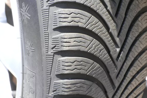 2x VW Passat 3C Golf Reifen Winterrreifen M&S 205/55 R16 94H 4-6mm NUR REIFEN (157671)