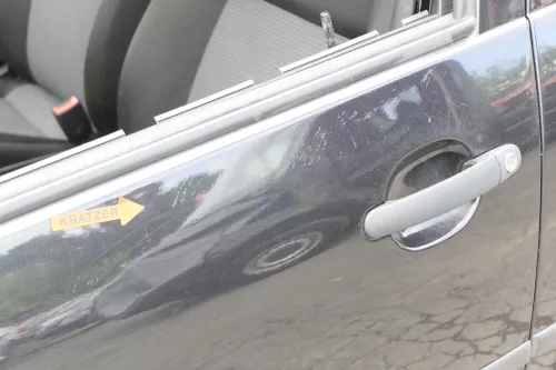 VW Golf 4 Bora Tür vorne links Fahrertür 4/5-Türer Kombi Variant schwarz LC9Z 82 (157739)