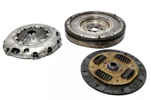 VW Polo 9N A2 Schwungrad Schwungscheibe Kupplung BNM 1,4 TDI 55kw