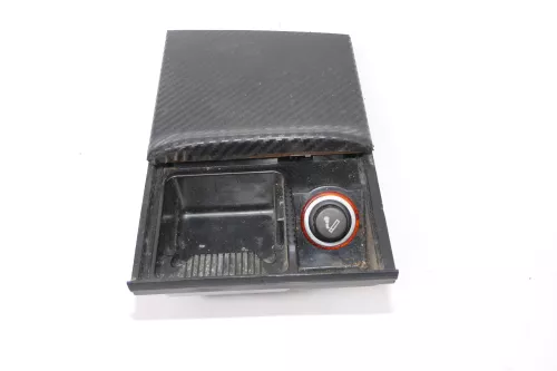 VW Golf 4 Bora Aschenbecher mit Zigarettenanzünder Anzünder Dekor