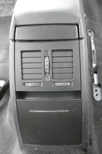 Octavia 1Z Mittelarmlehne Armlehne Lehne Mitte verschiebar nachrüsten Leder (157829)