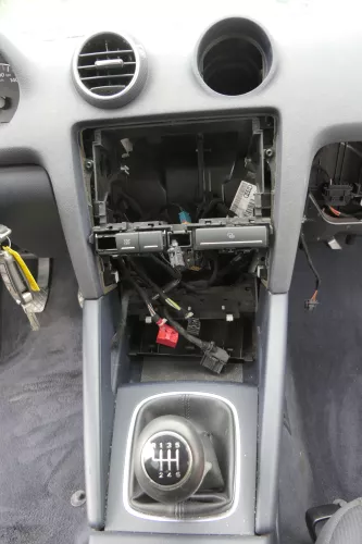 Audi A3 8P Schaltknauf Schaltsack Schaltung Schaltknüppel 6-Gang Original schwar (157883)