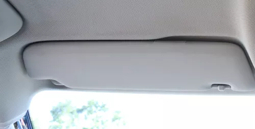 Audi A3 8P Sonnenblende links vorne 8P0857551A 9V4 silber grau beleuchtet (157966)