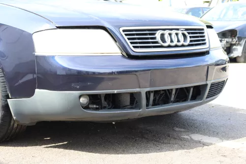 Audi A6 4B Frontstoßstange Stoßstange vorn vorne Stoßfänger blau LZ5L (157984)