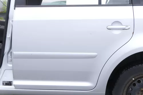 VW Touran 1T 1T3 Tür hinten links grau silber LA7W und Scheibe reflexsilber dd (158177)