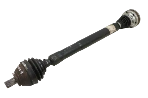 VW Golf Scirocco Antriebswelle rechts vorne Gelenkwelle 2.0 Benziner CAWB CCZB