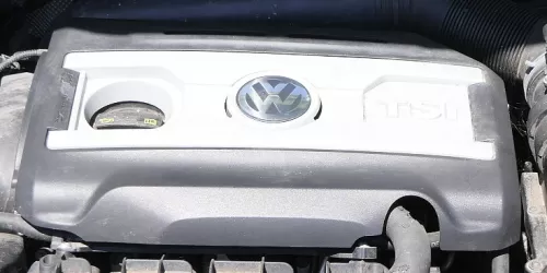 VW Tiguan Scirocco Motorabdeckung Abdeckung Motor Blende 2,0 TSI 06J103925BG